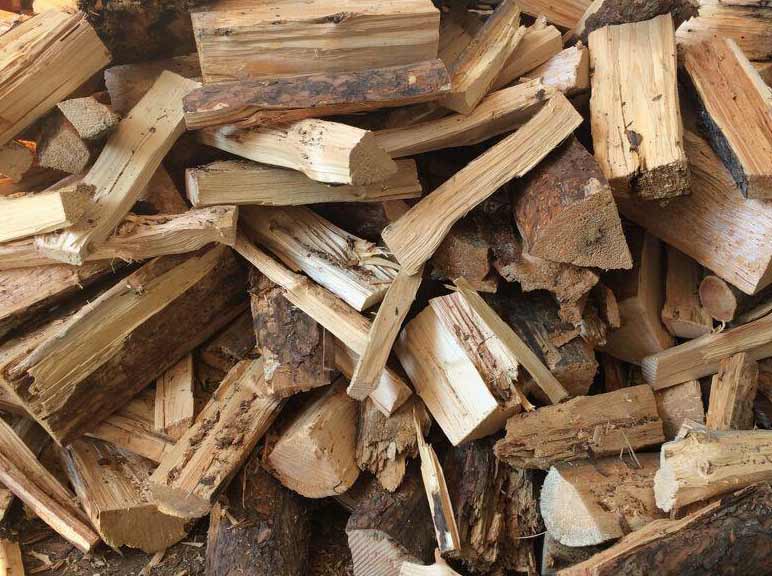 Is spruce good firewood